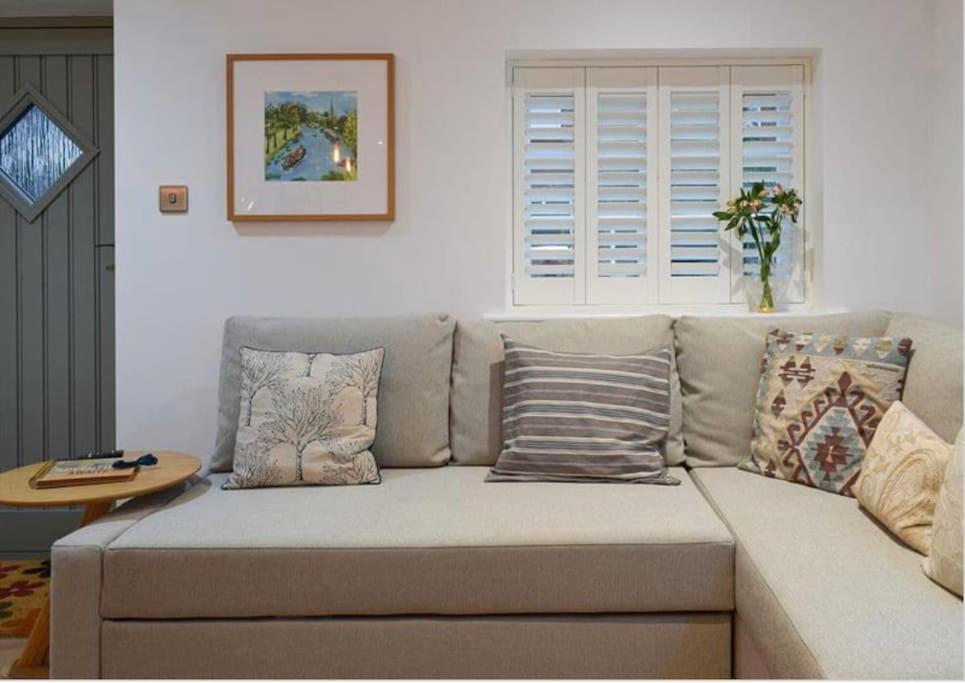 The Snug Entire Home Sleeps 2, Stratford Upon Avon Shottery Dış mekan fotoğraf