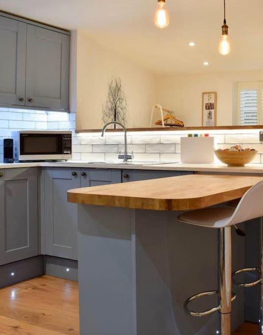 The Snug Entire Home Sleeps 2, Stratford Upon Avon Shottery Dış mekan fotoğraf